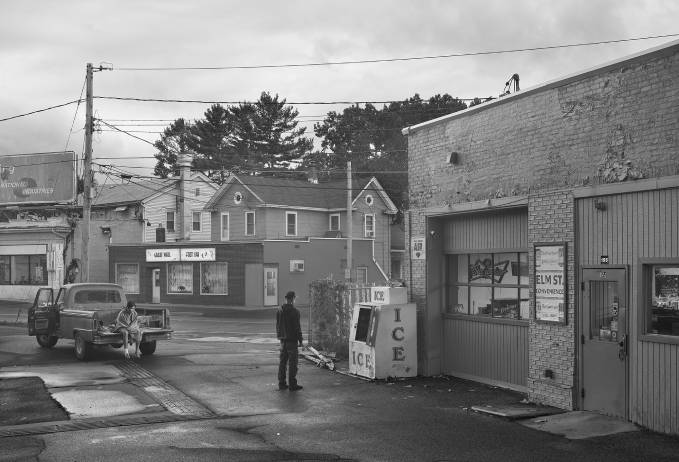 "Eveningside. Gregory Crewdson" al Marubi Museum di Shkodër in Albania