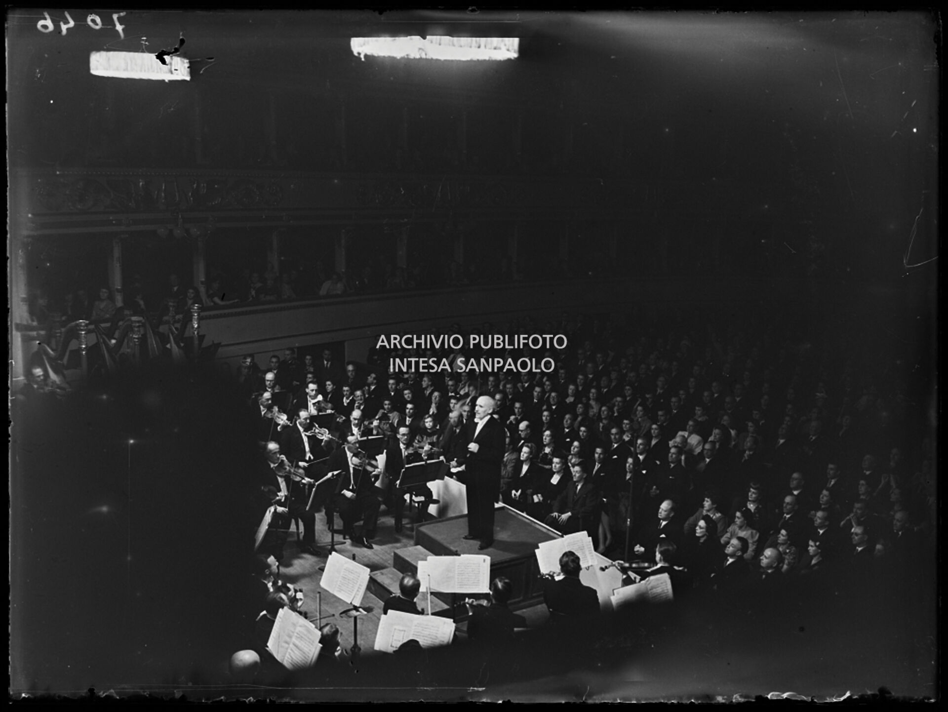 Arturo Toscanini conducts for the re-opening concert at the Teatro della Scala following post-war rebuilding