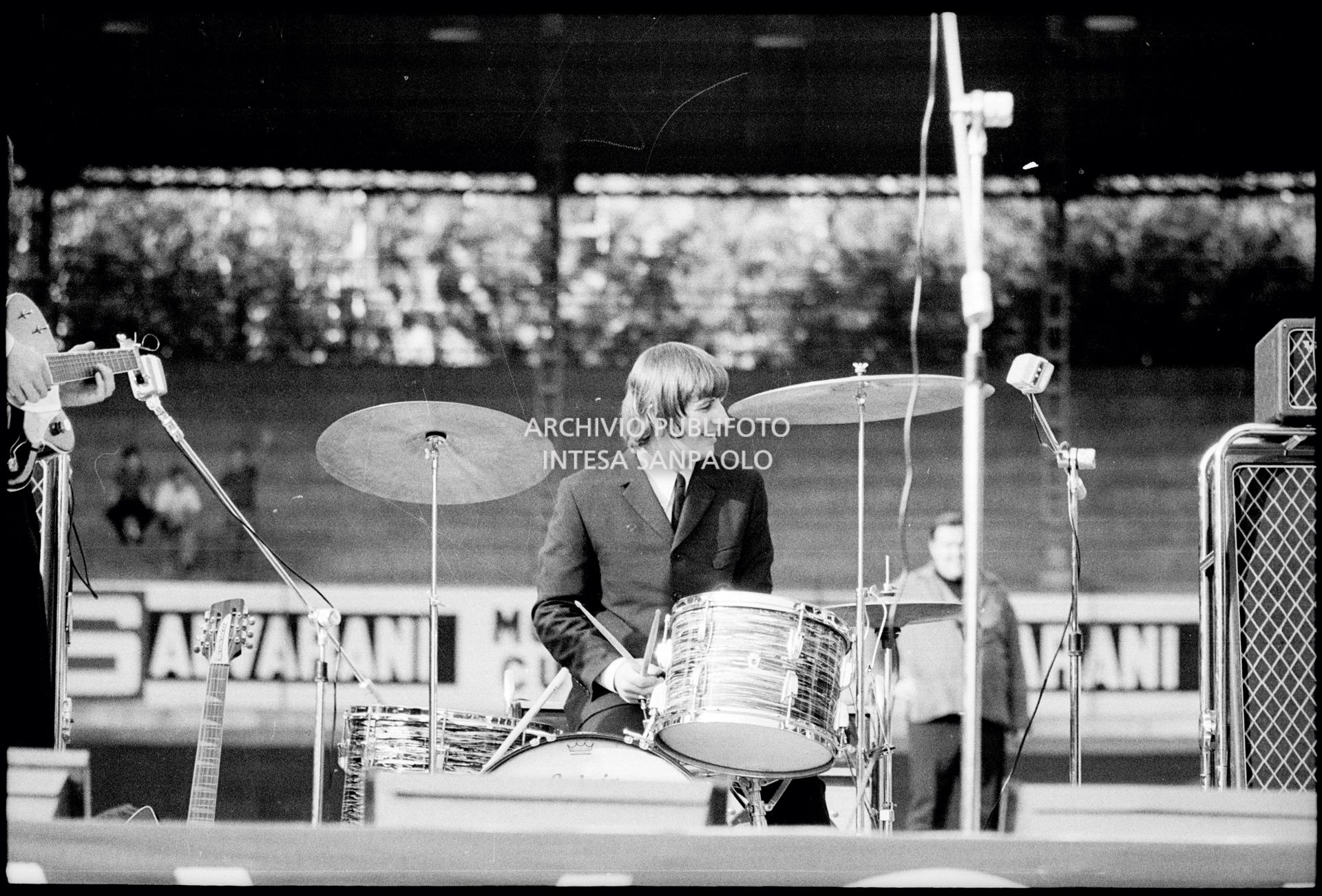 Concerto pomeridiano dei Beatles al Vigorelli di Milano: Ringo Starr alla batteria