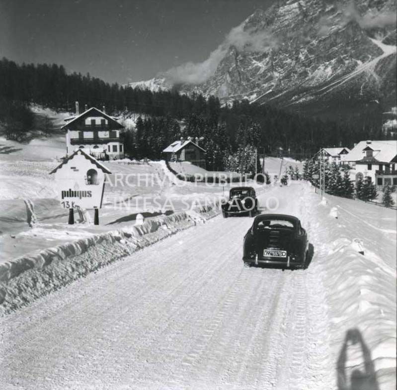 Cartello pubblicitario Pibigas nei dintorni di Cortina d'Ampezzo