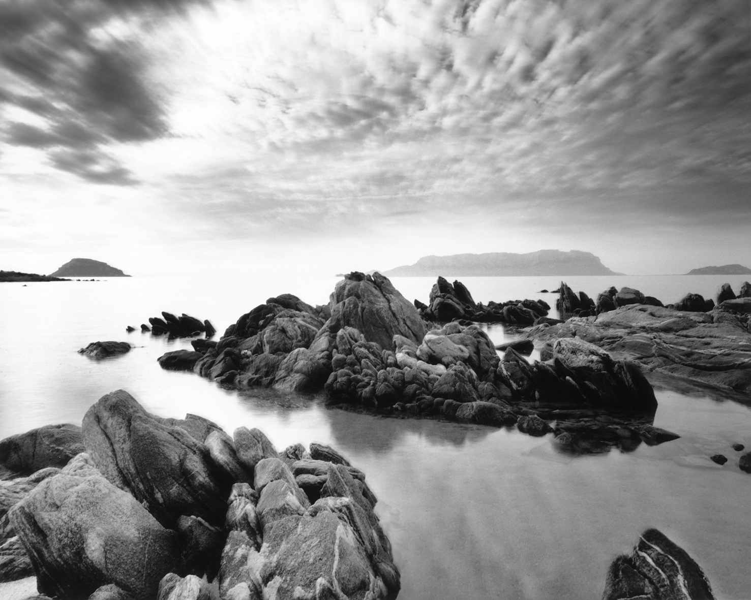 Punta Pedrosa, 1998 © Mimmo Jodice