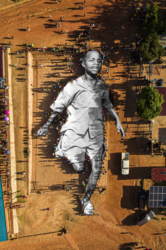 Déplacé·e·s, Thierry, Mugombwa, 2022 © JR