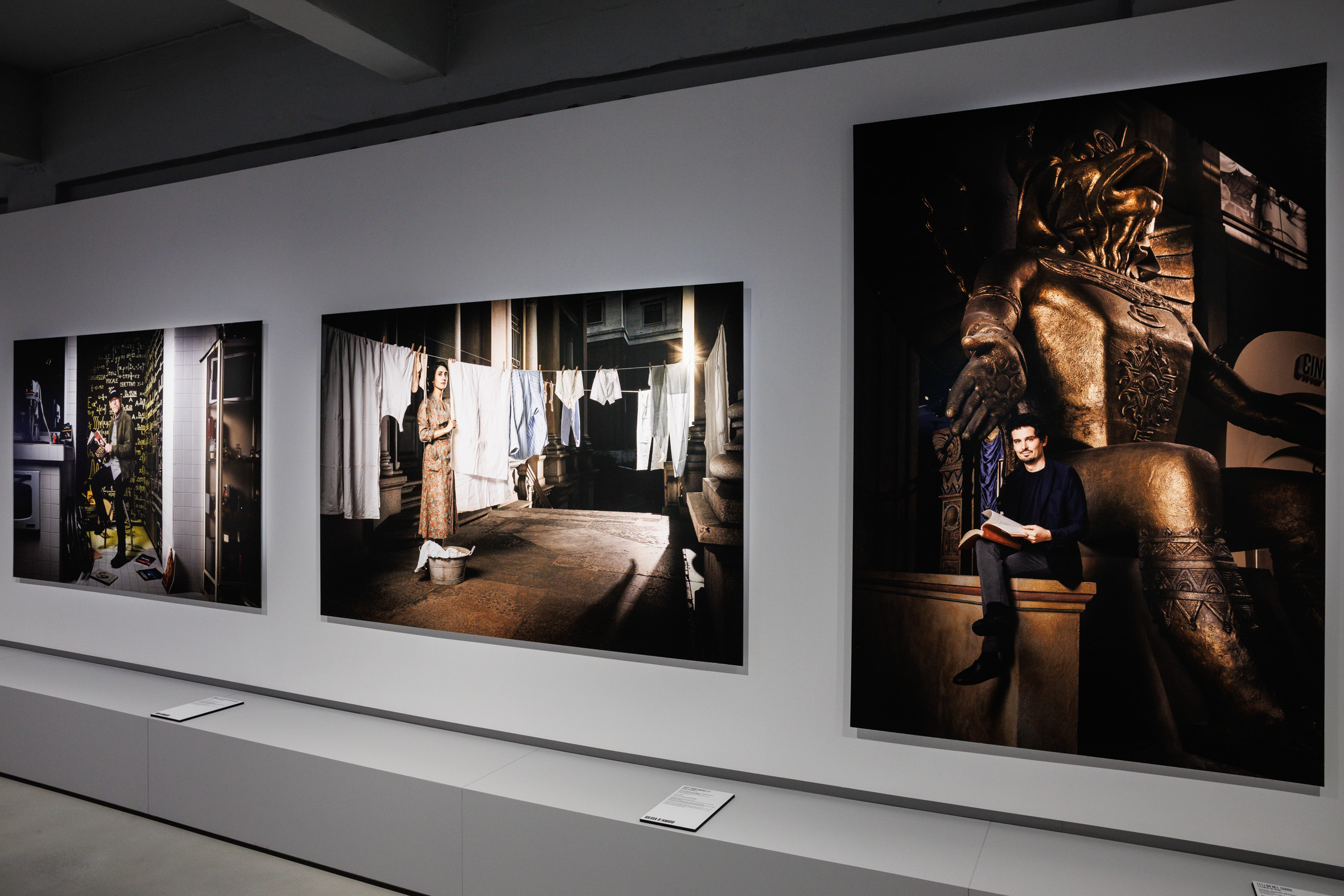 Allestimento mostra "Riccardo Ghilardi. Piano sequenza la Mole"