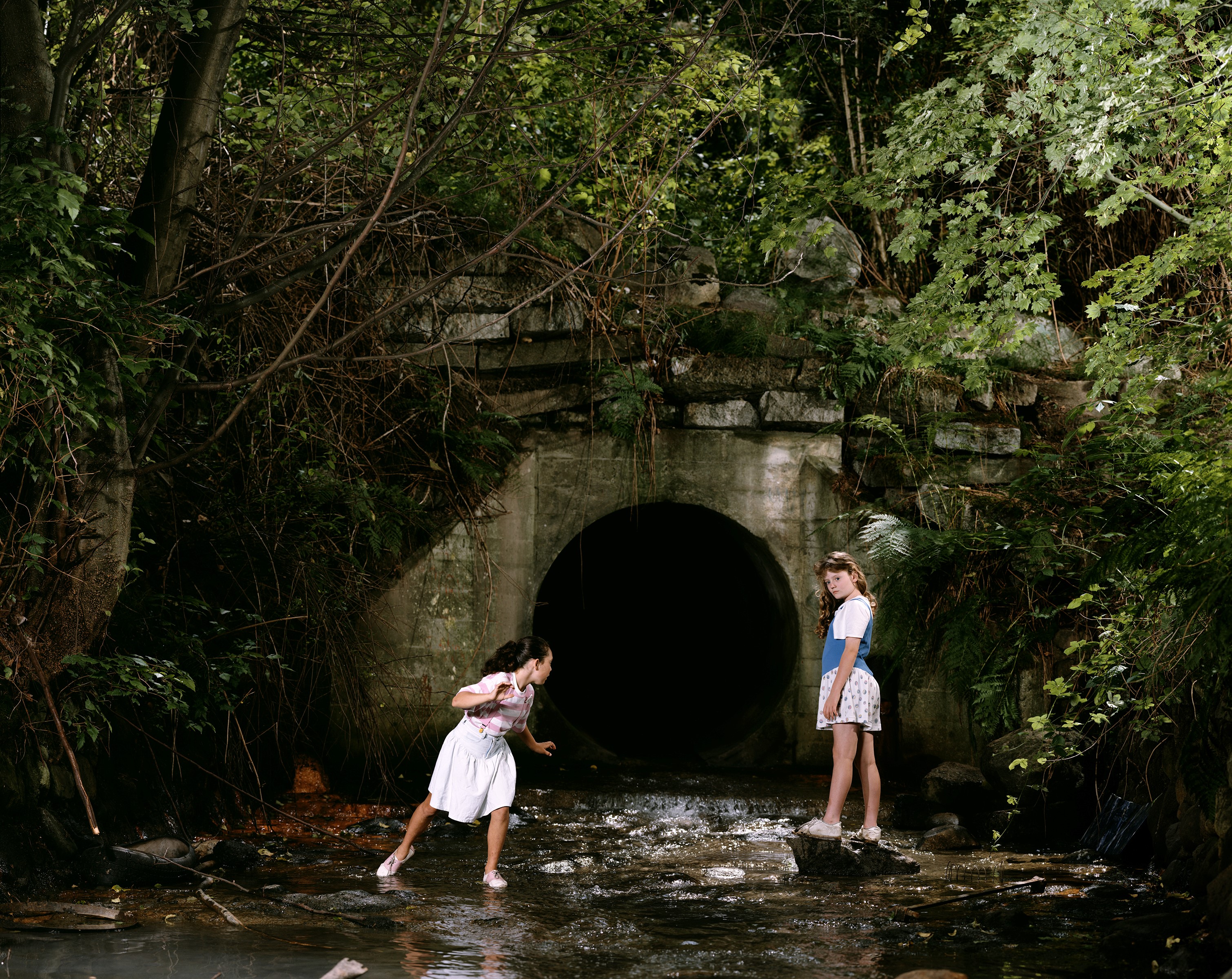 Fotografia:Jeff Wall, The Drain, 1989. Courtesy of the Artist and White Cube