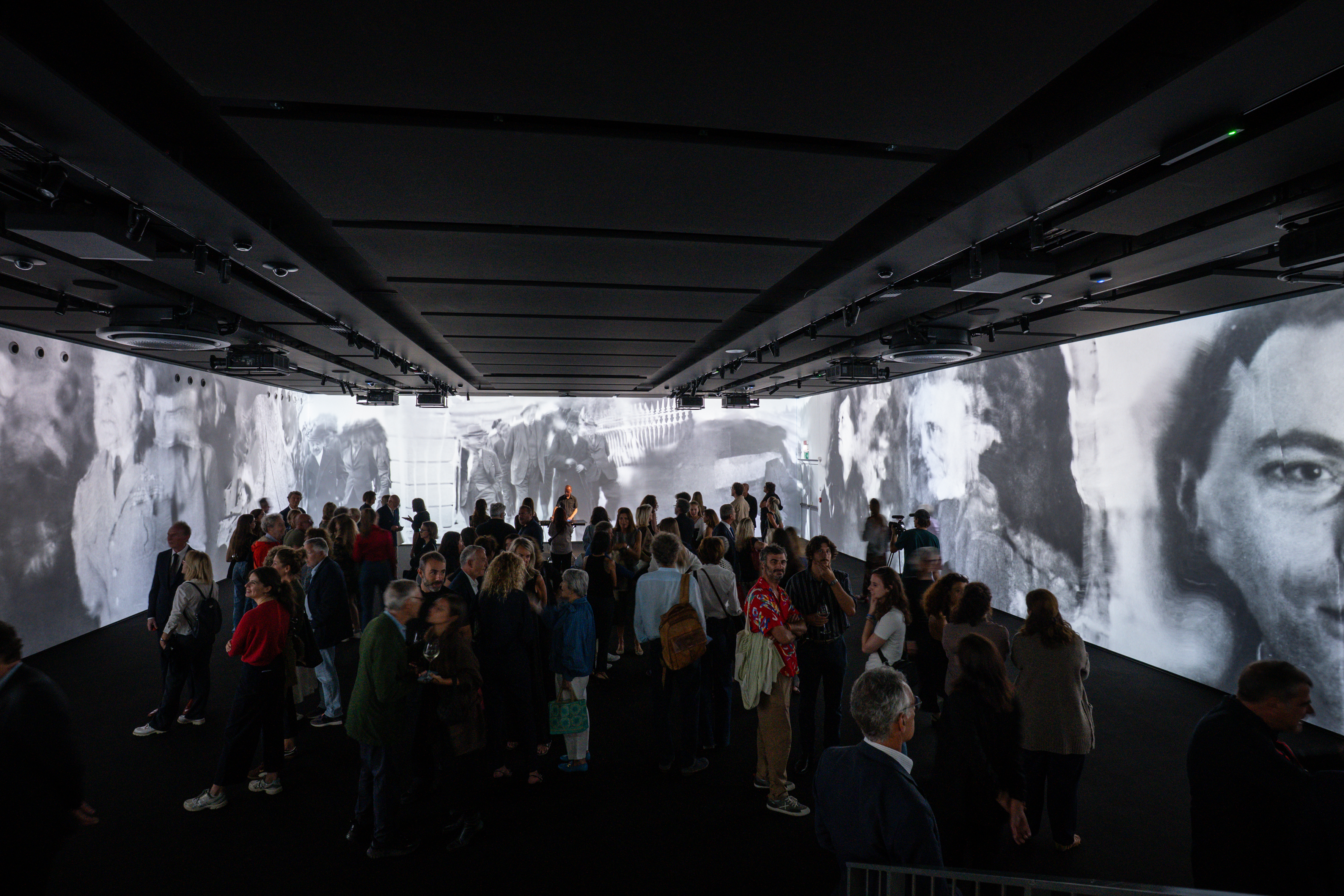 mostra "Erik Kessels. Un'immagine" , allestimento 