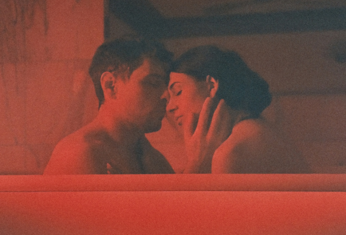 "Diana Markosian. Replaced" in mostra a Torino