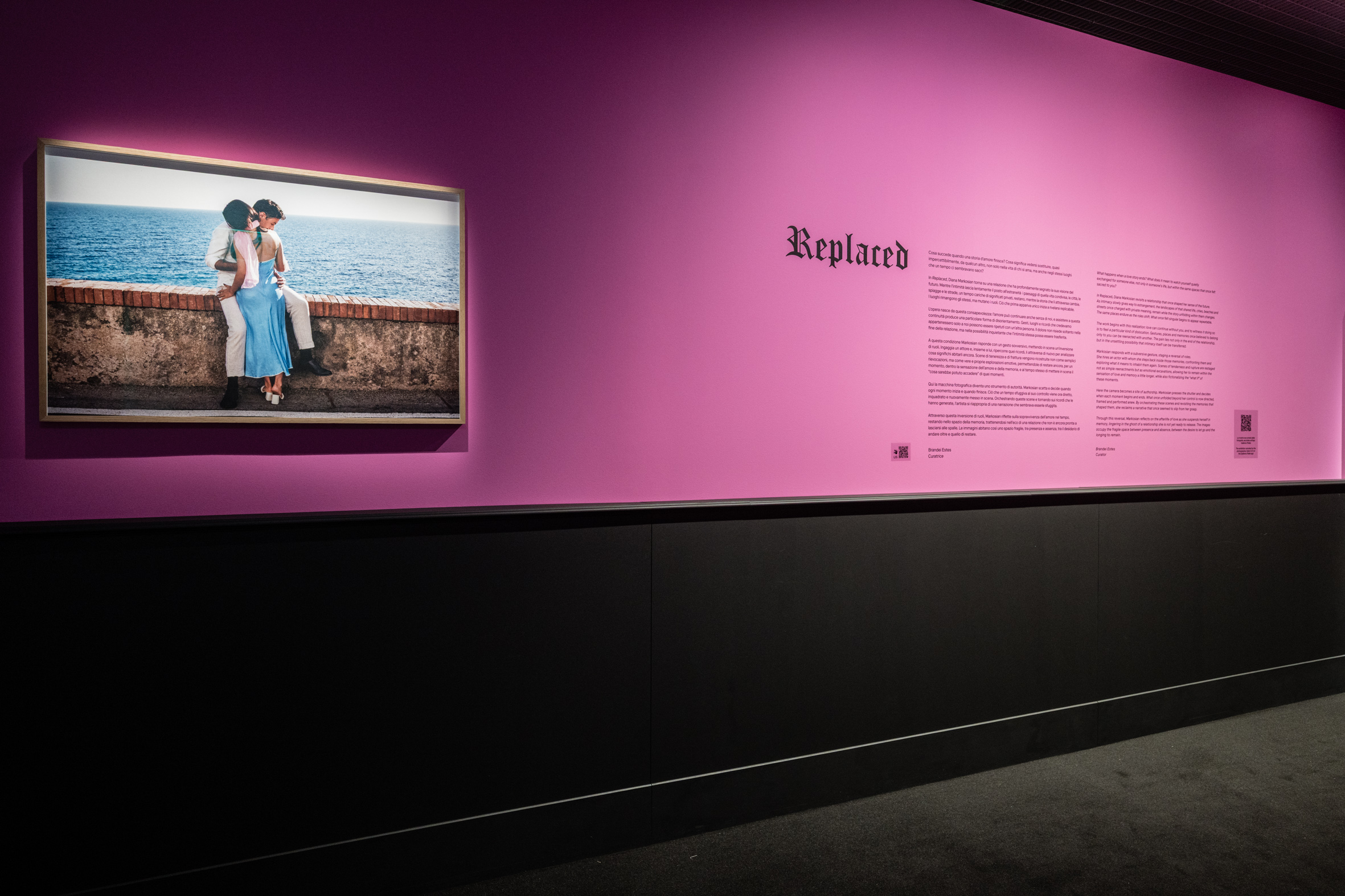 Fotografie della mostra "Diana Markosian. Replaced" a Torino